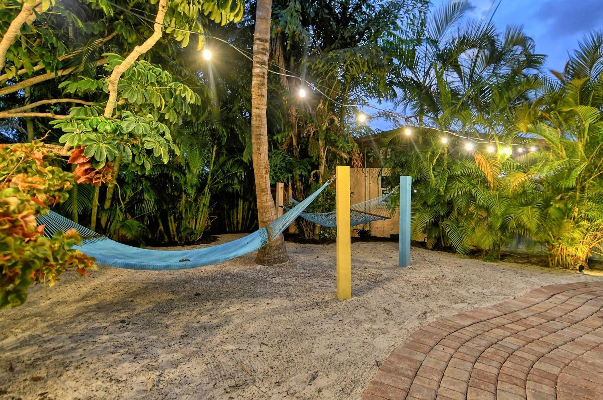Siesta Key Palms Resort Sarasota Exterior foto