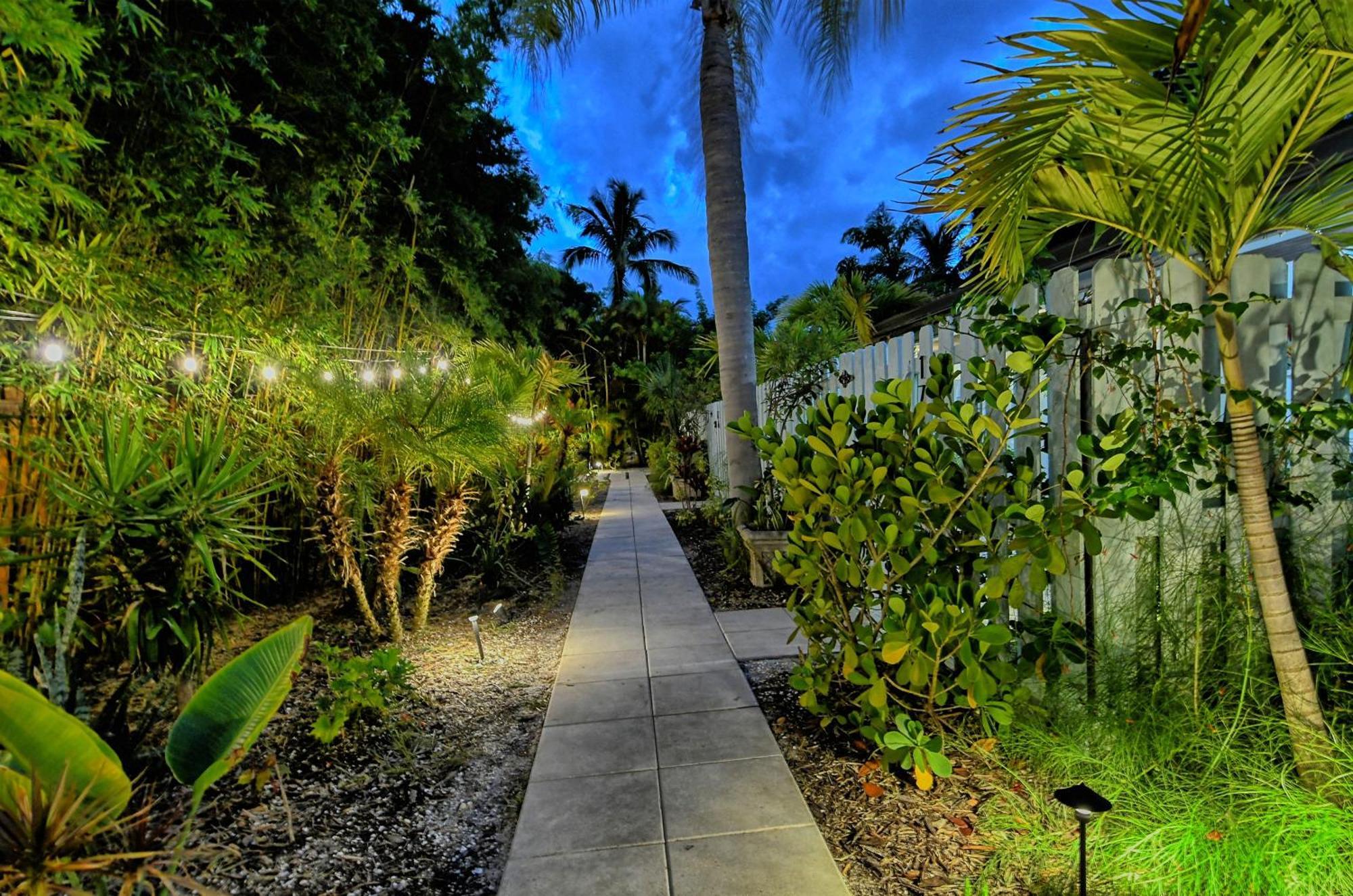 Siesta Key Palms Resort Sarasota Exterior foto